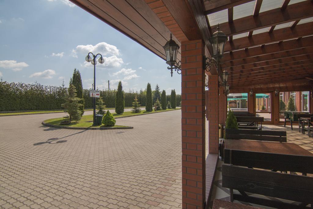 Holiday Stary Folwark Екстериор снимка