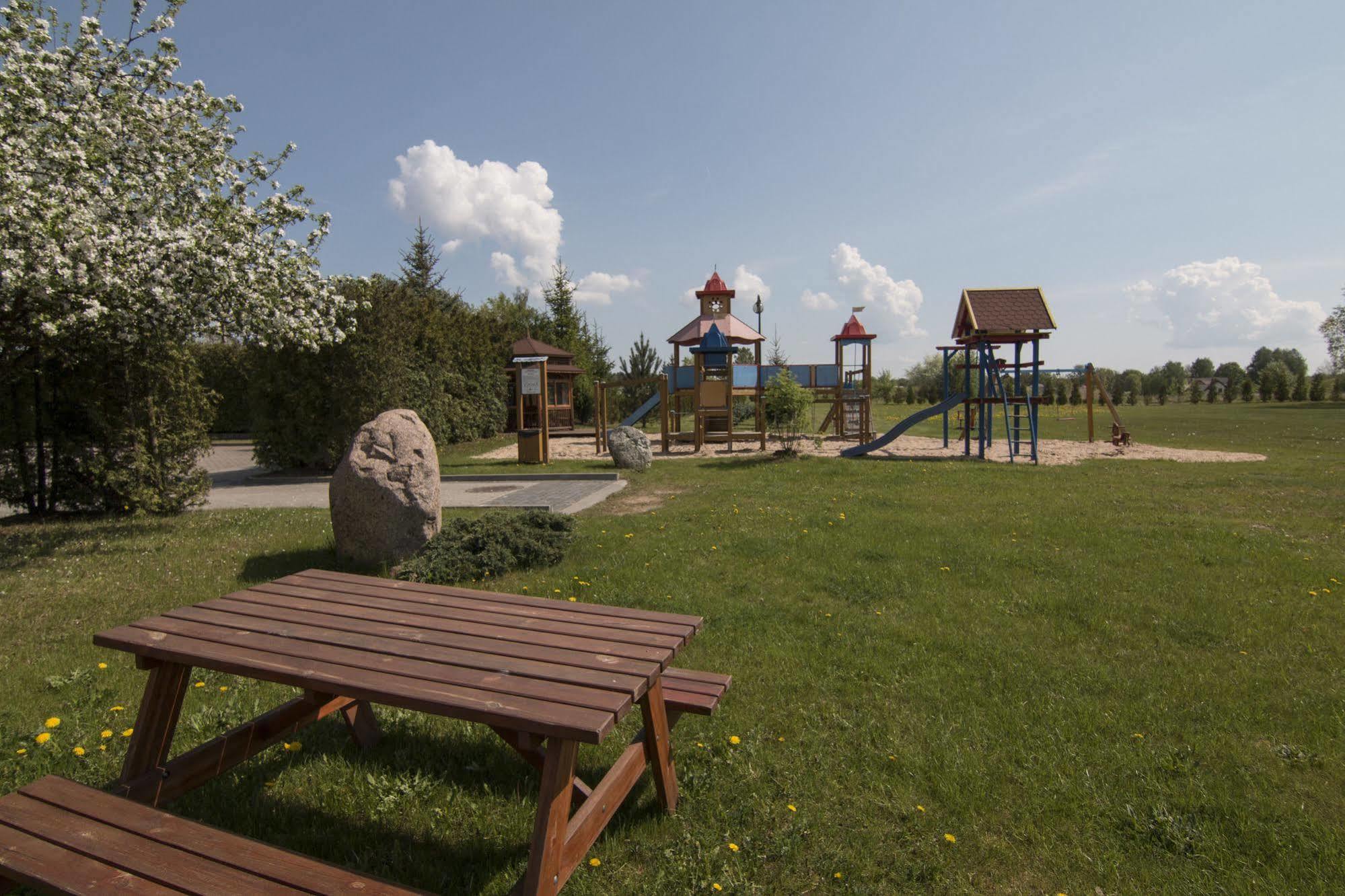 Holiday Stary Folwark Екстериор снимка